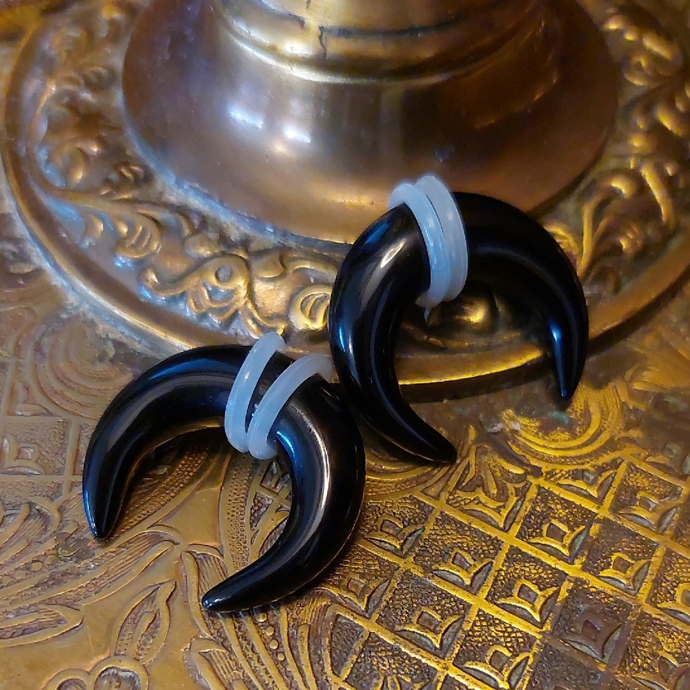 Obsidian Stone Pinchers